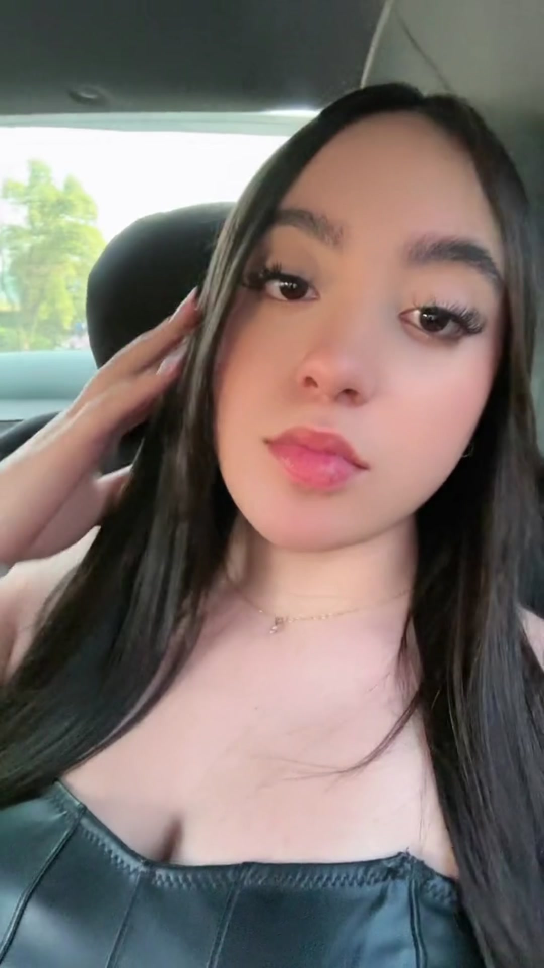 @𝓐𝓵𝓮