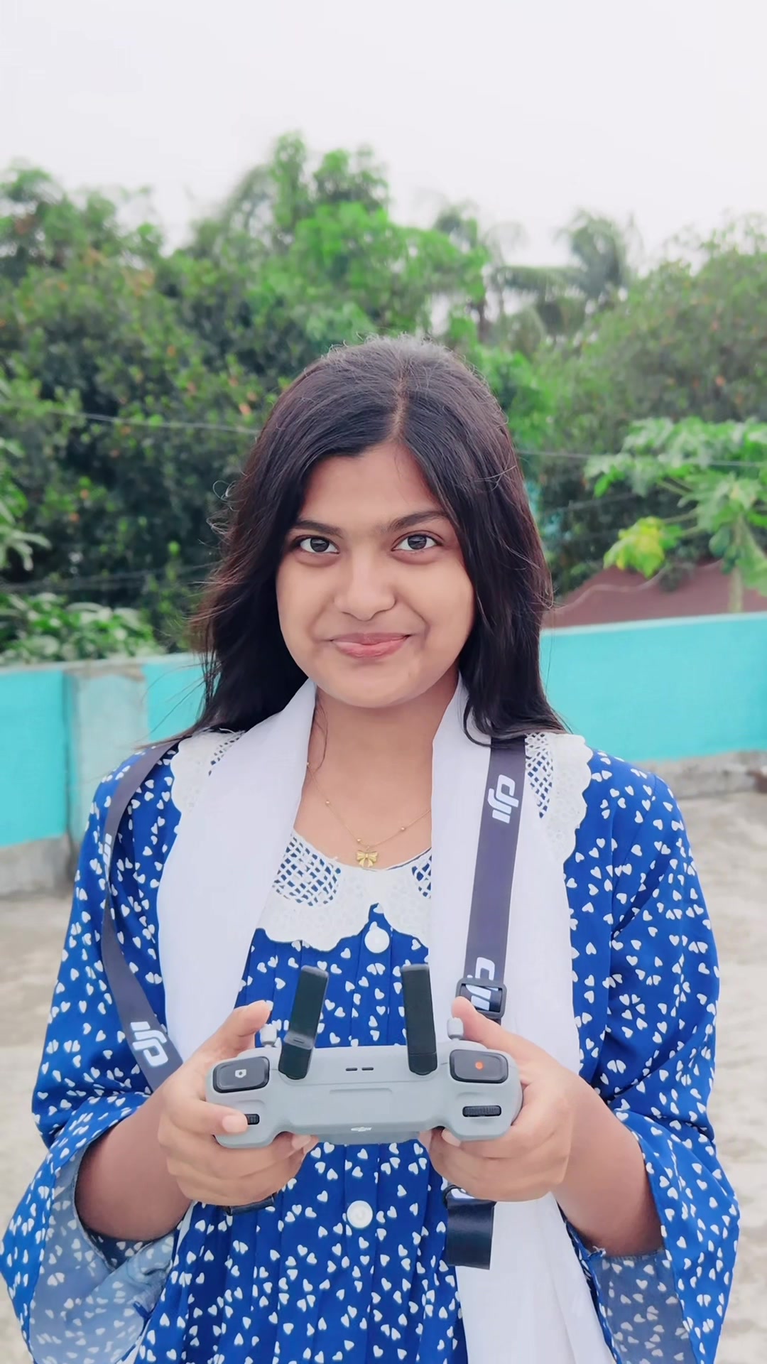 @Akhi Pakhi