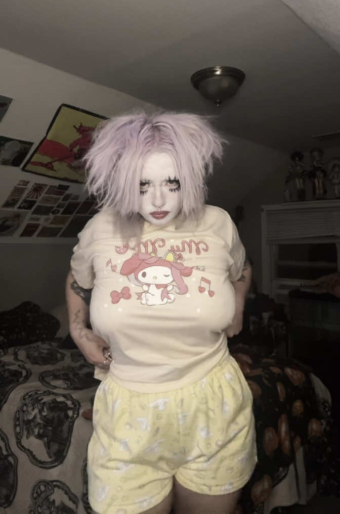 @dollygoth666