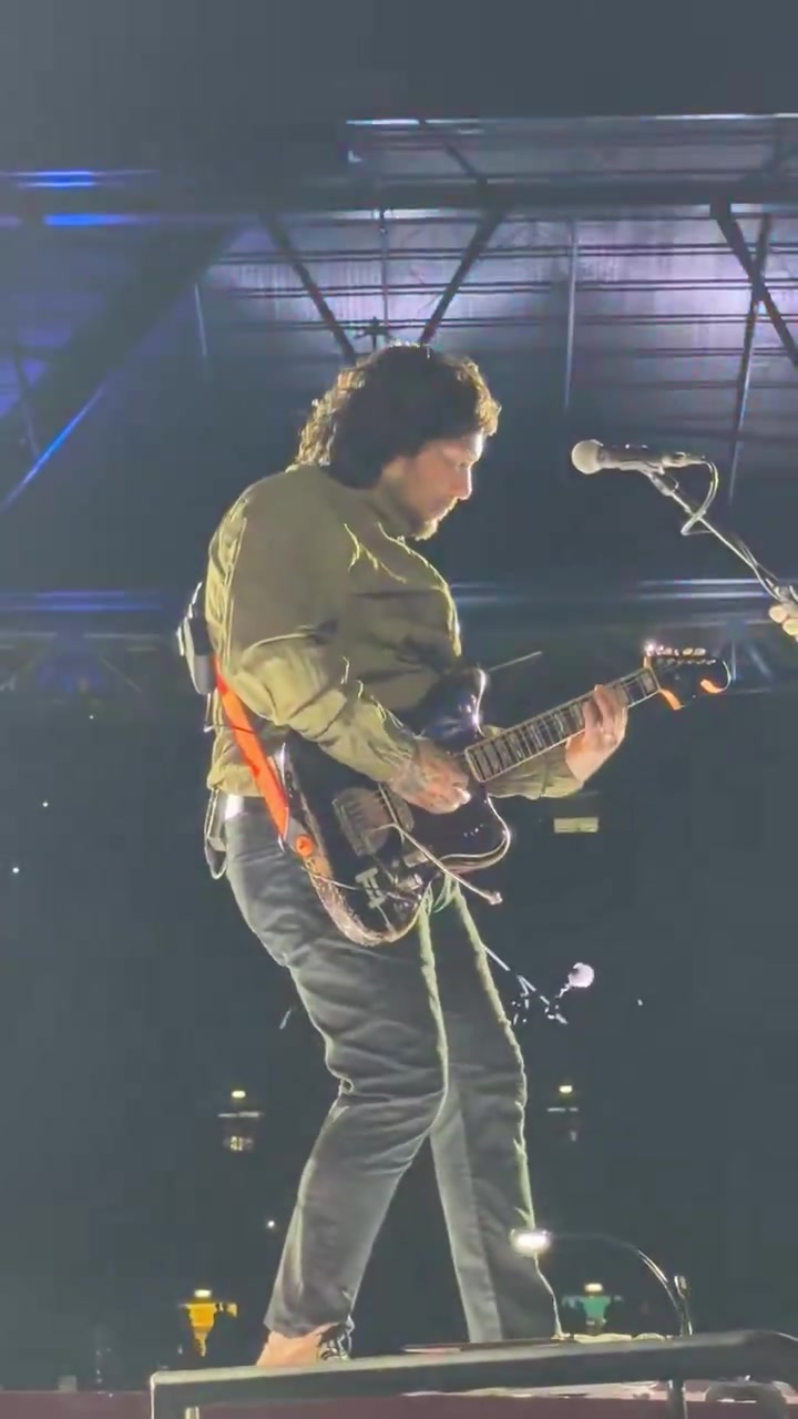 @mikey (chainsaw)
