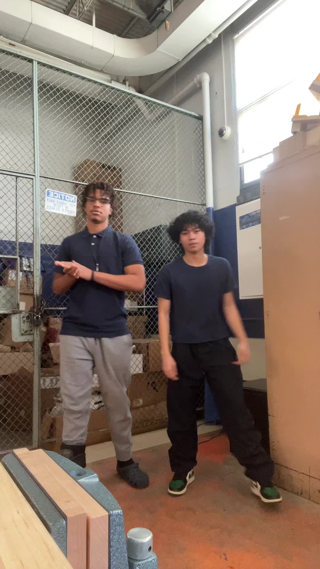 @d4