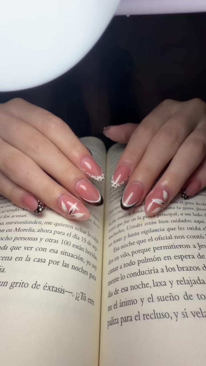 @Kary Nails