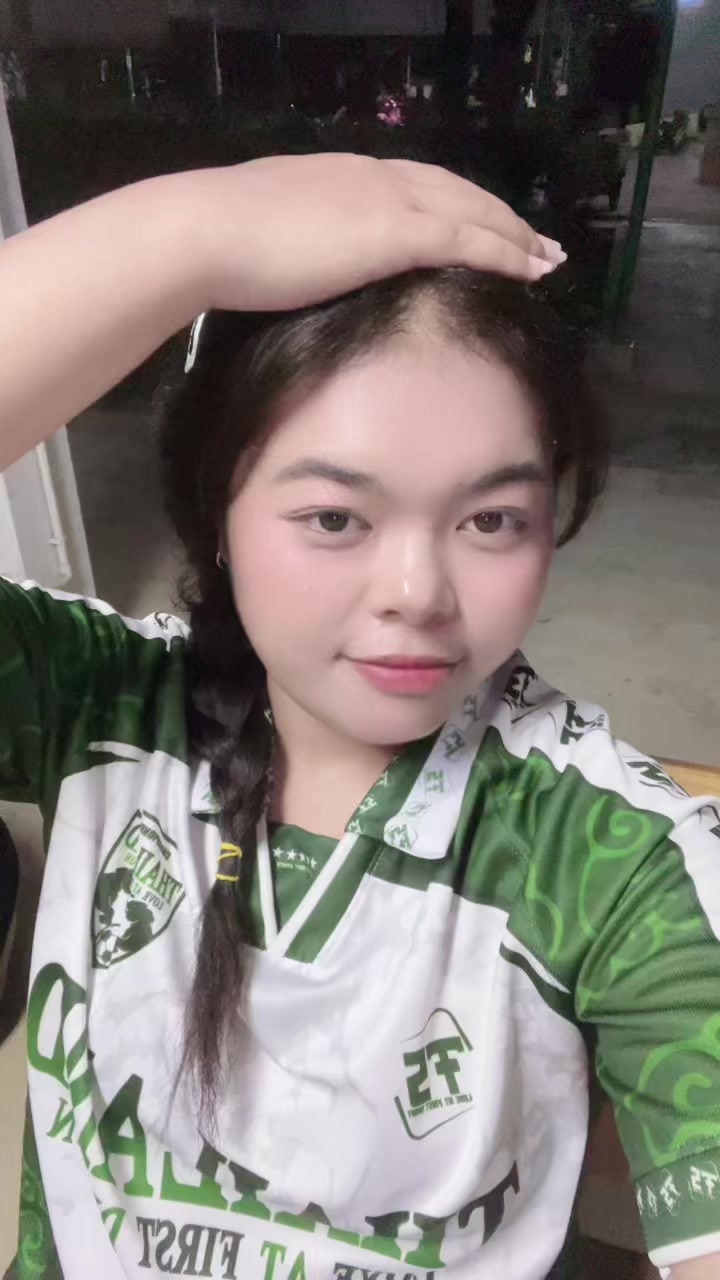 @หญิงกี้.🦋
