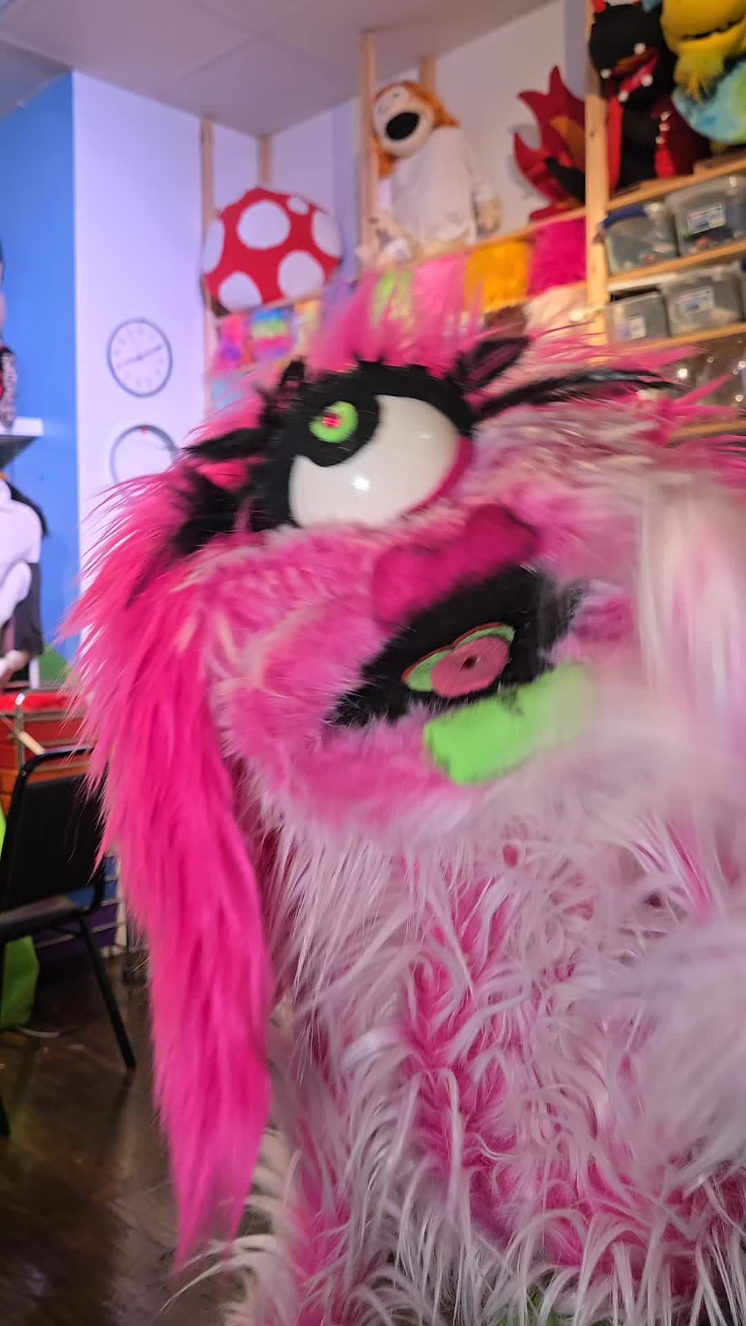 @lvpuppets