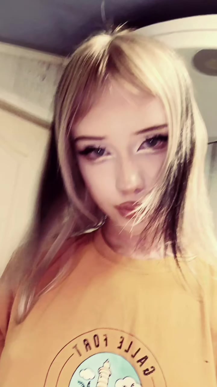 @✧・゚: *✧・゚:*