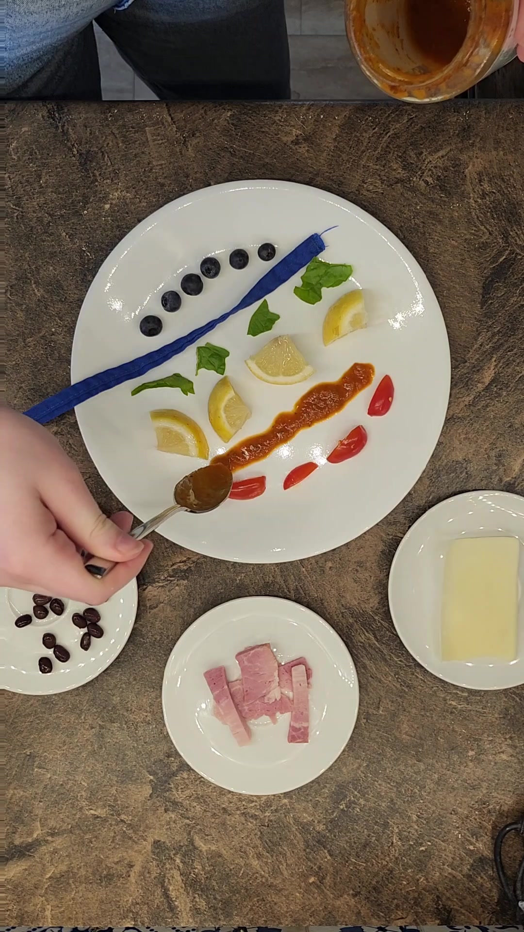 @caf&eacute;cr&ecirc;perieofelora