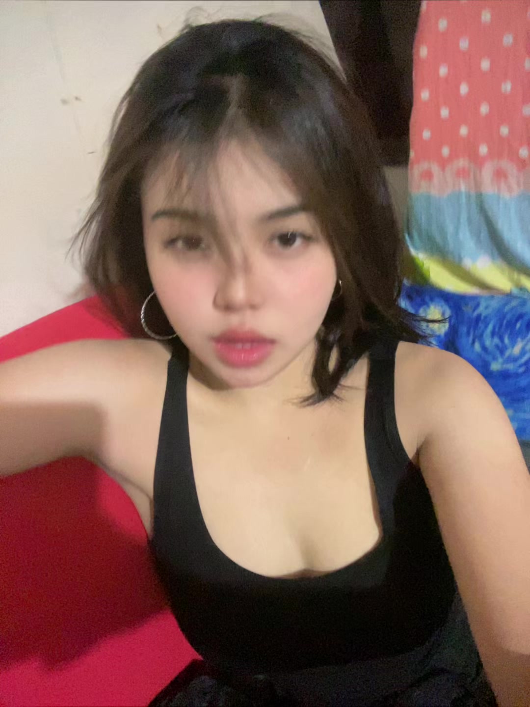 @twtlykvcaaaaahck