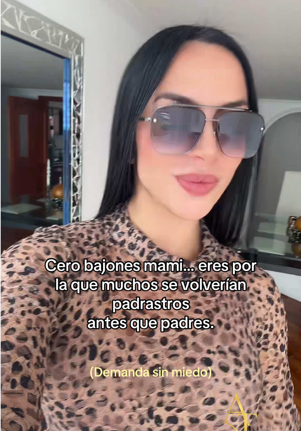 @Abogada Angélica Torres