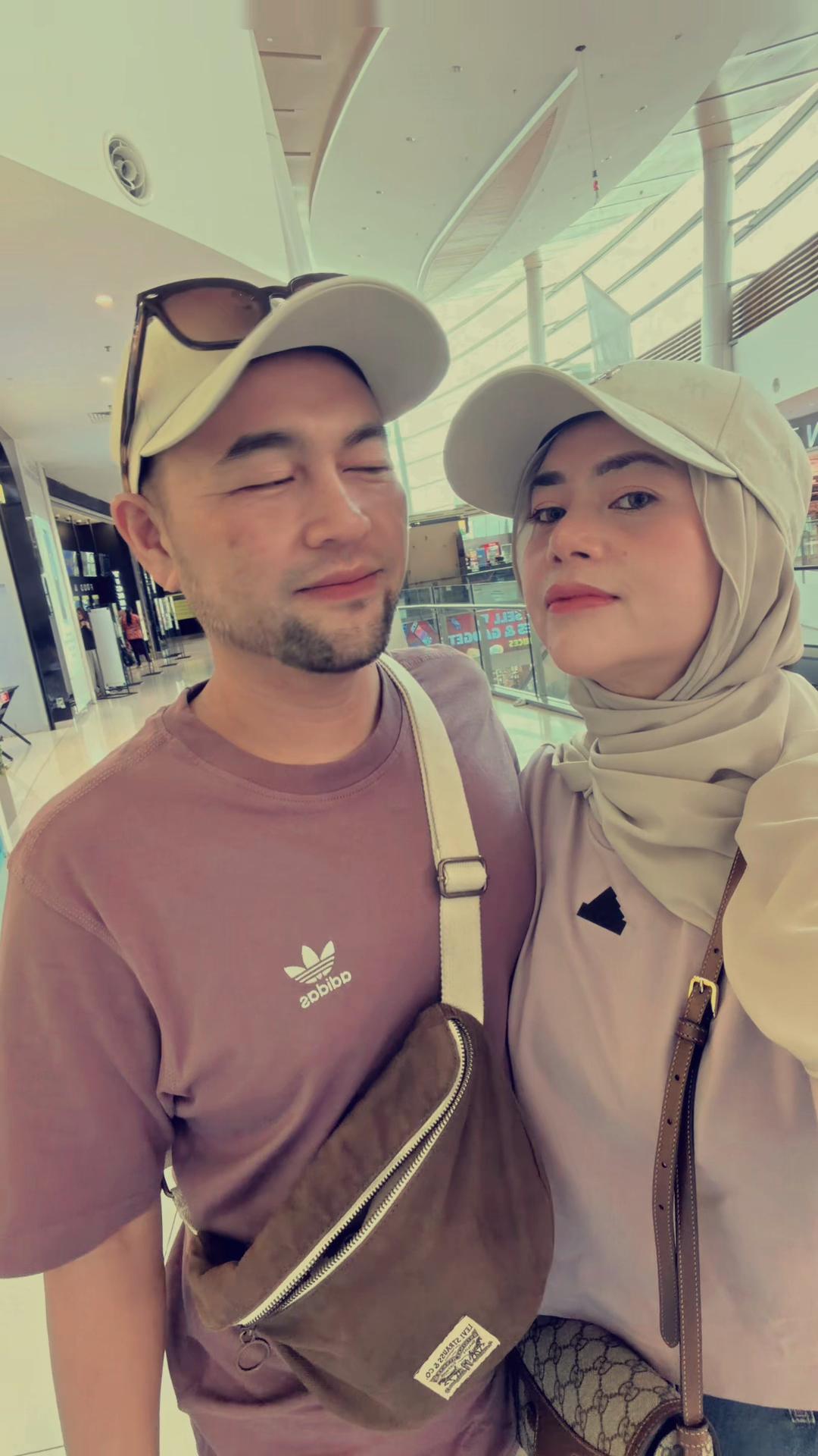 @MsNurᏔ⃝MrNik