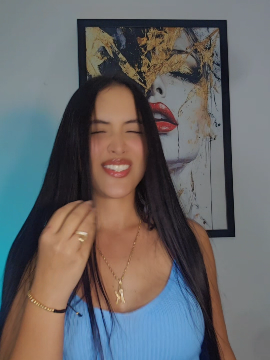 @𝕂ℍ𝔸ℝ𝕀𝕋𝔼𝕊 👊💜