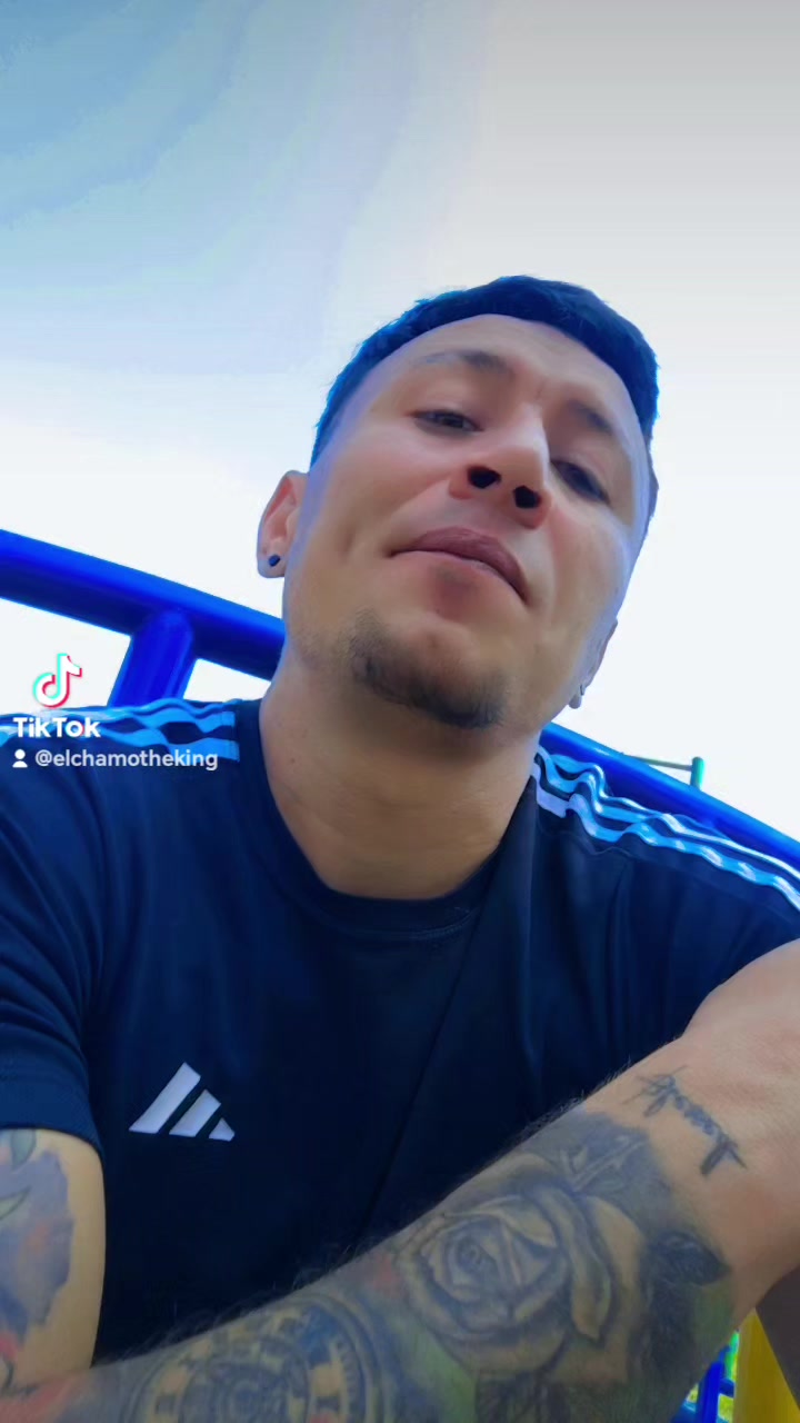 @3lChamoTheKing