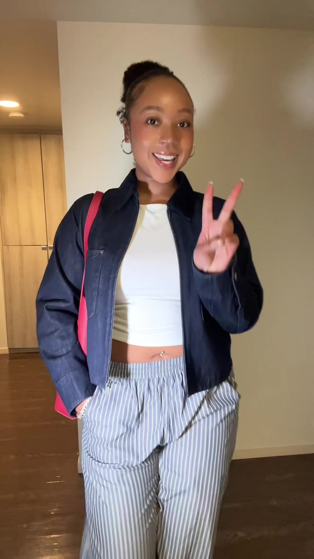 @MichaelaTalks_