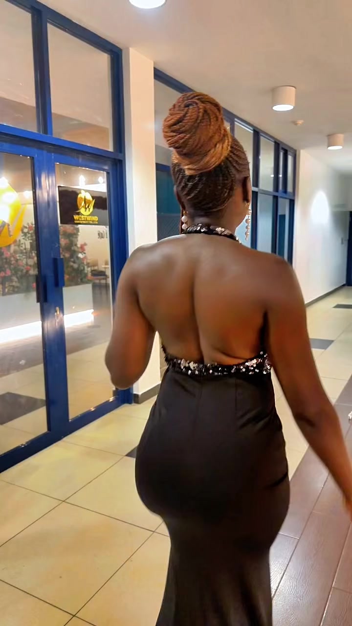 @sharya🖤💋🌹