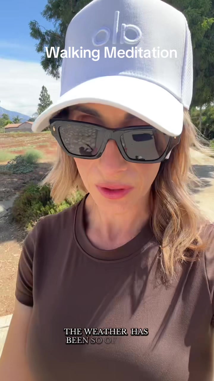 @Monica| Real Estate Hype Girl
