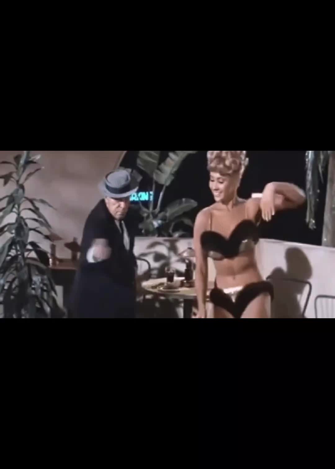 @L.b.И