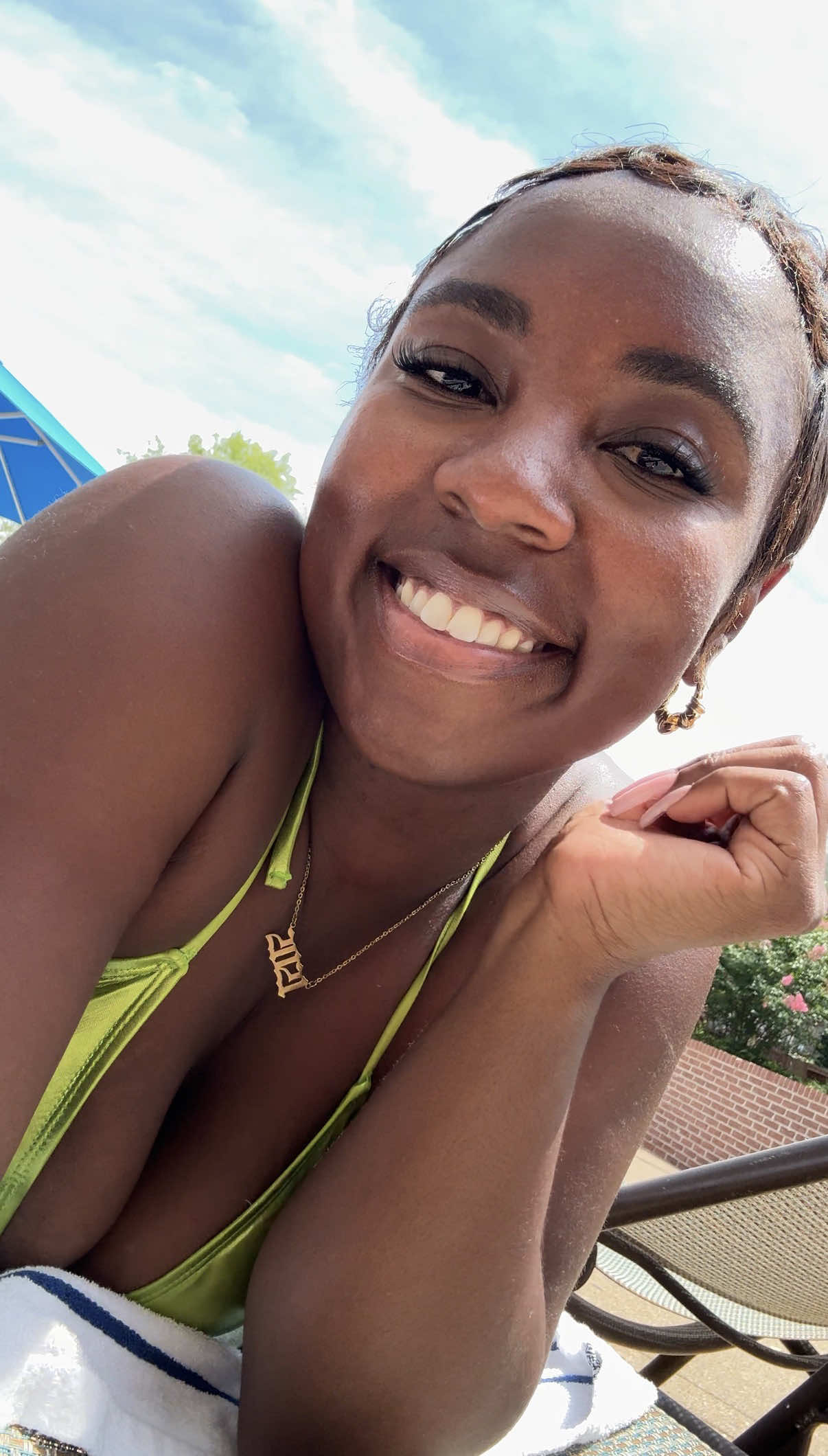@Ebony Joi 💛
