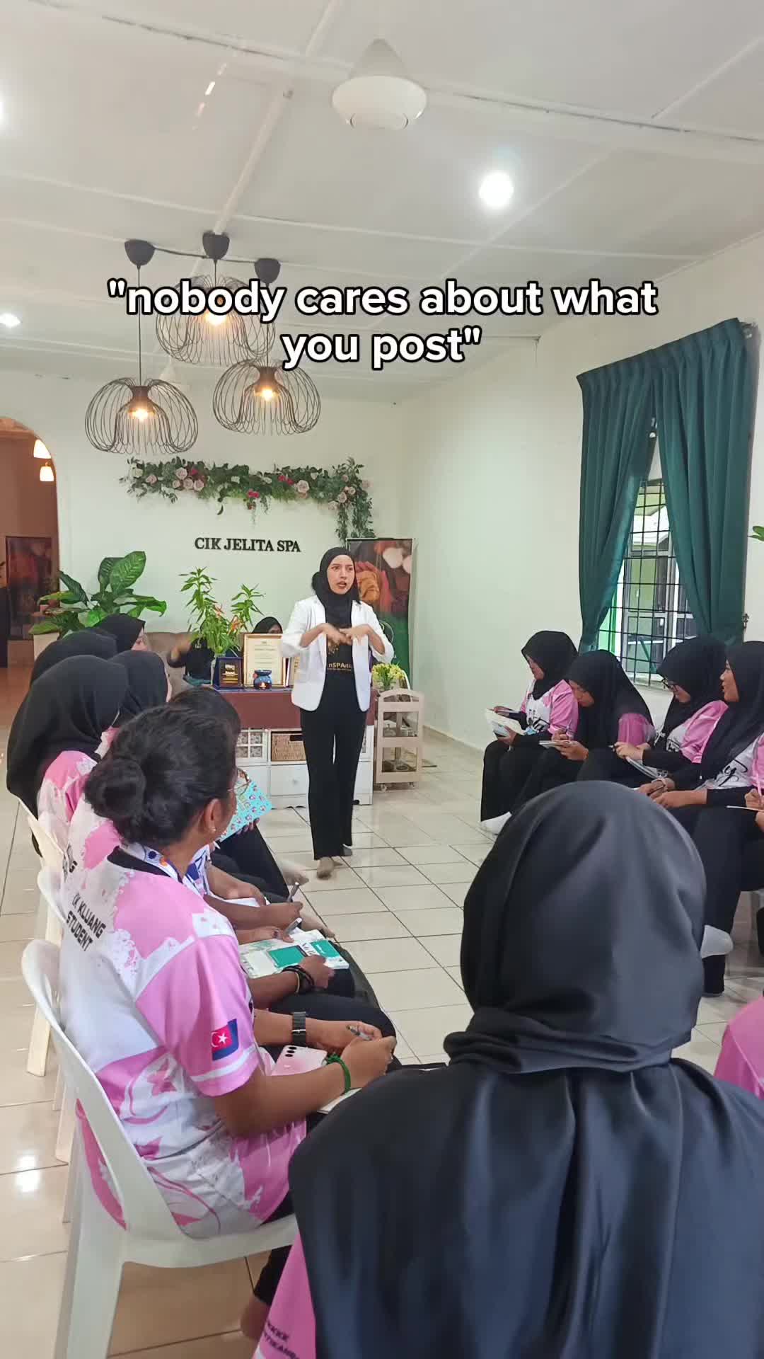 @Cik Jelita spa