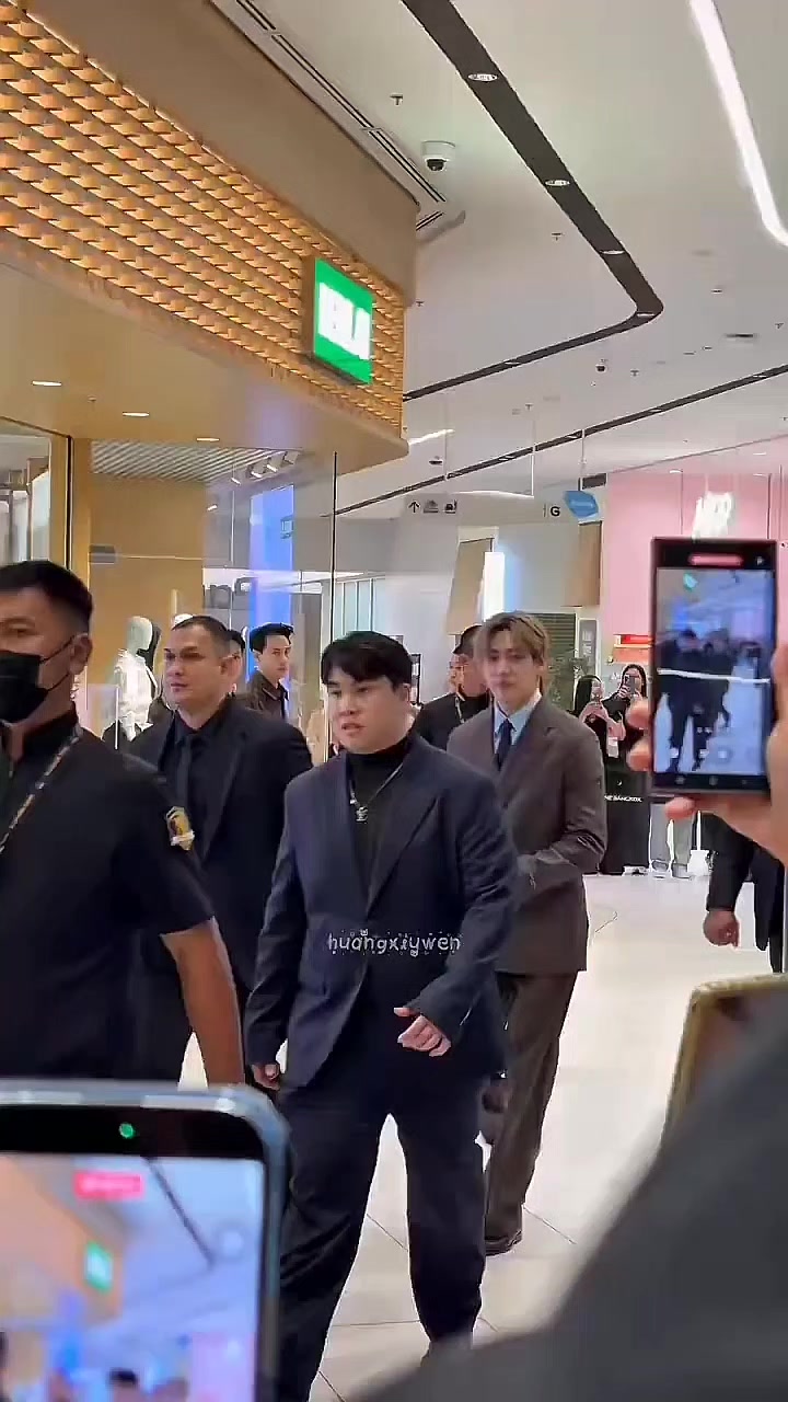 @🌙TUK^YOUNGJAE^🦦