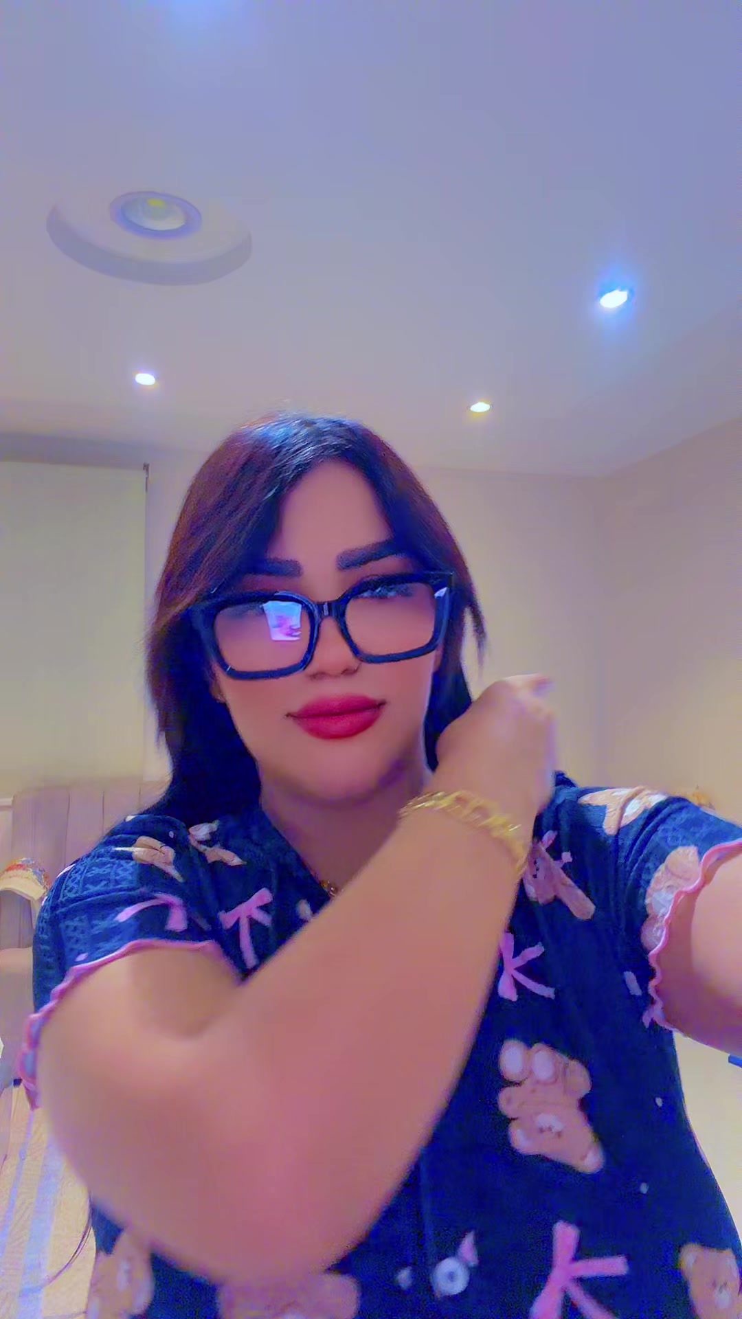 @👑sahoura👑