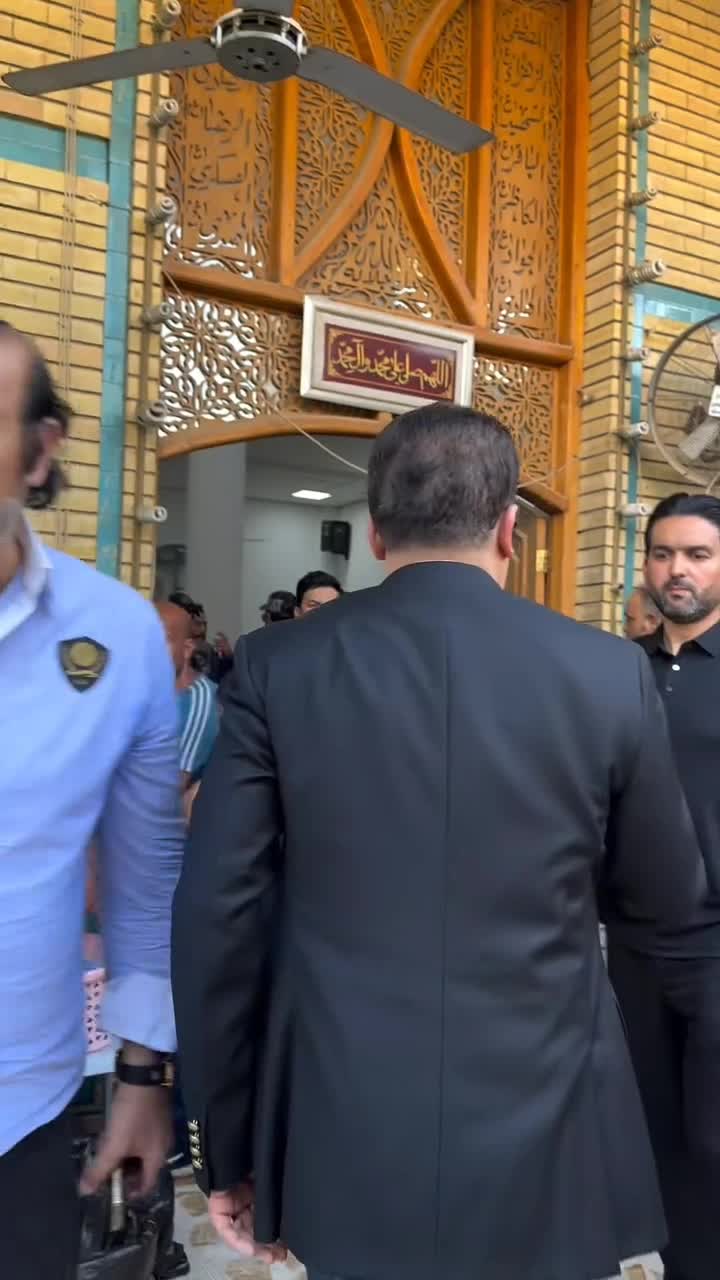 @ملعب البصرة جذع نخلة