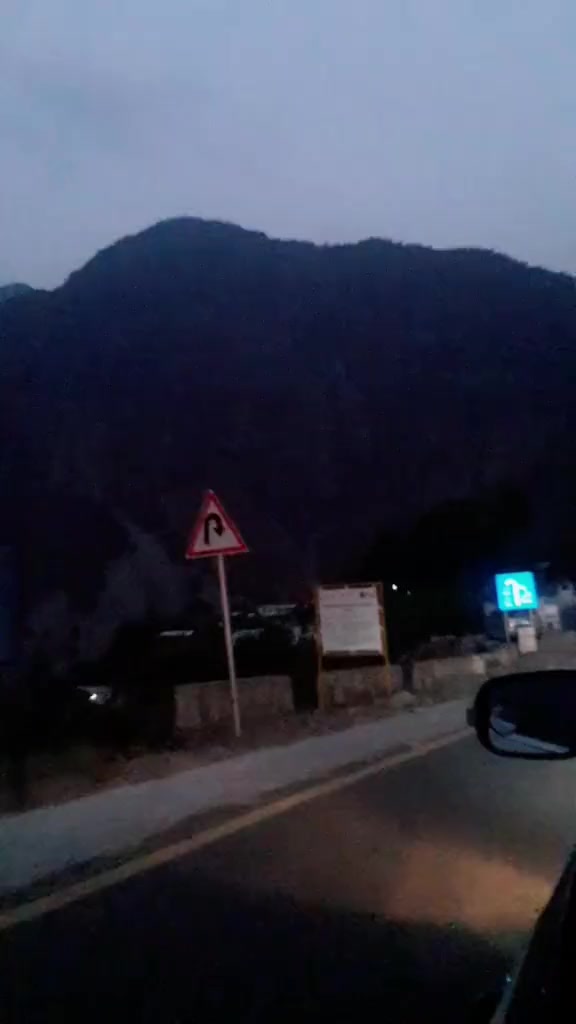 @VILLAGE_VIBES 1