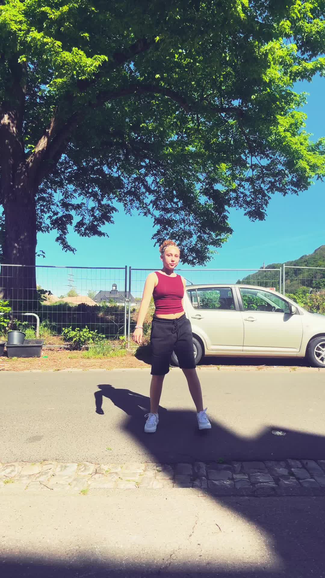 @vali_dance.acc