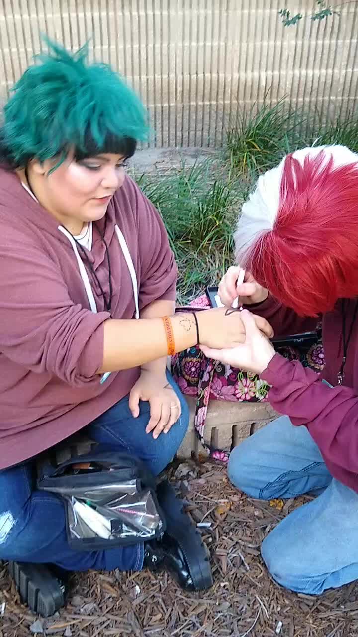 @CleseaFox