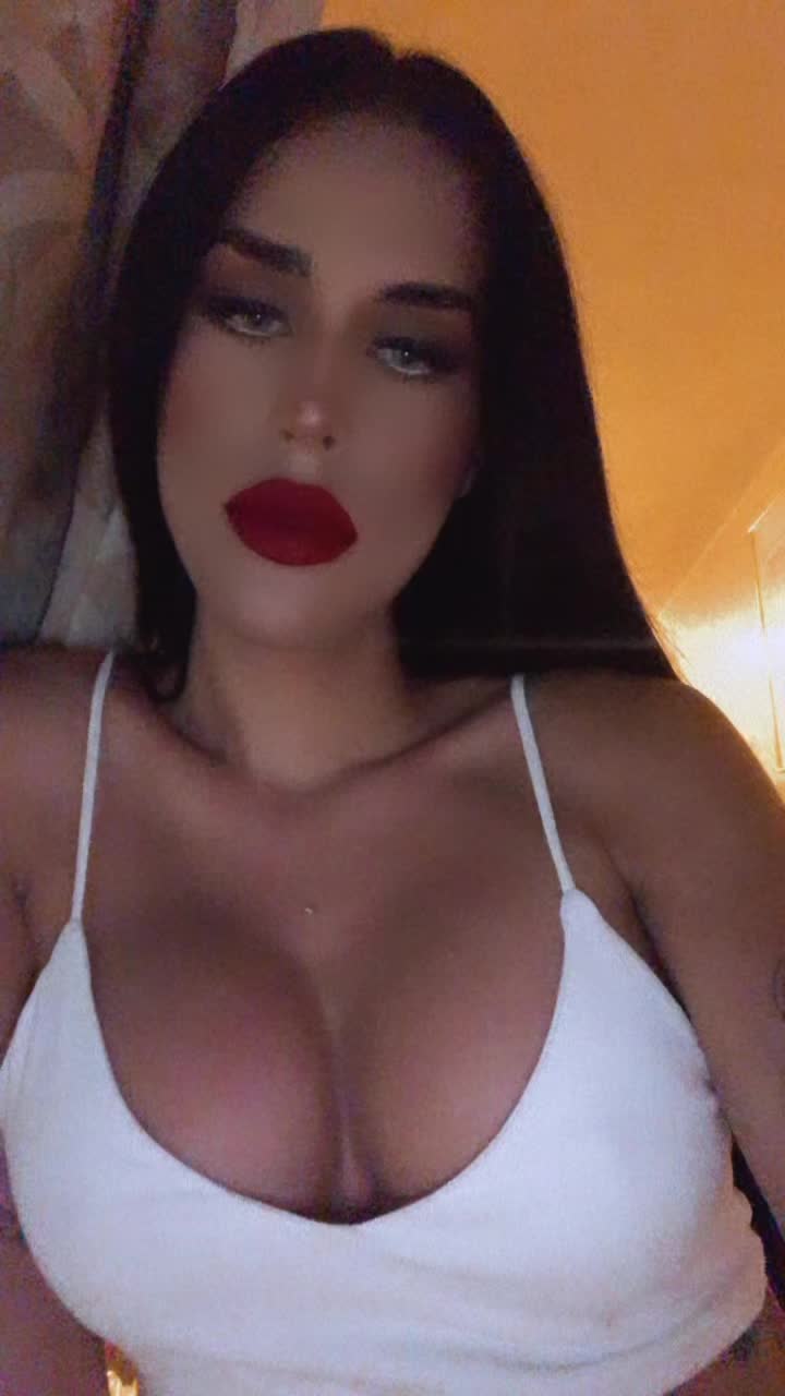 @martinez.brianna