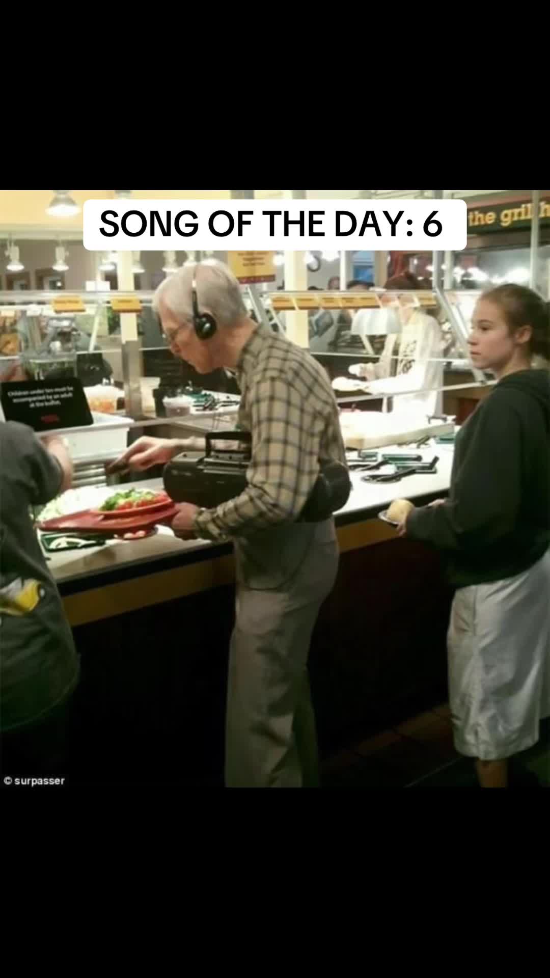 @🎧