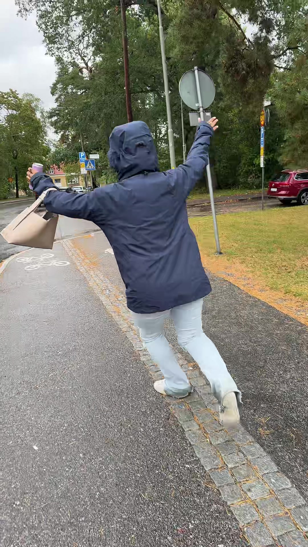 @Familjen🦊