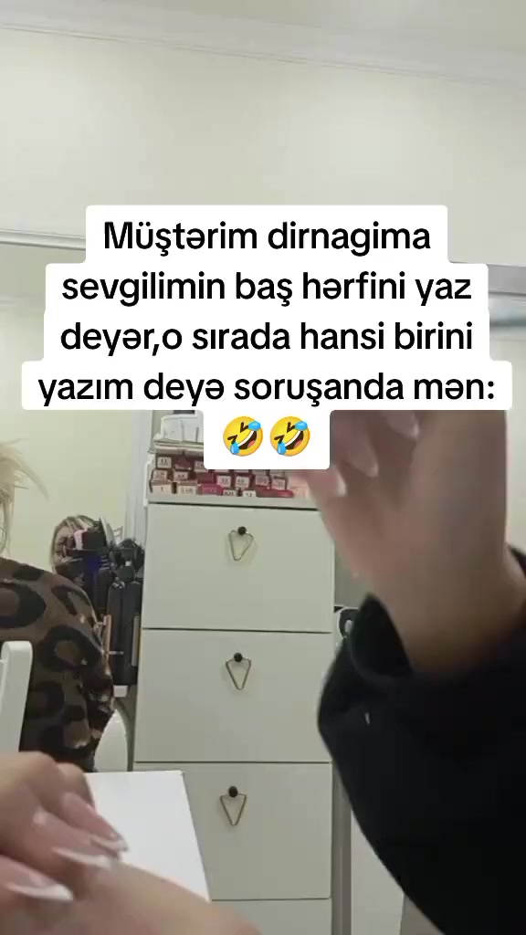 @Gulu_Nails | Bayıl
