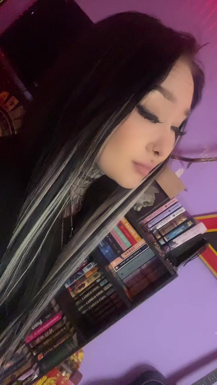 @Евдоша🖤