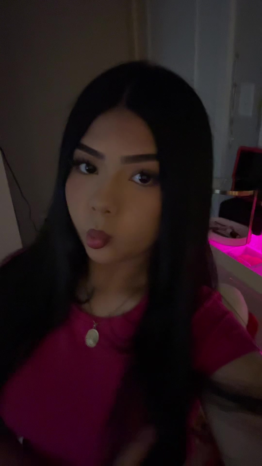 @⃟