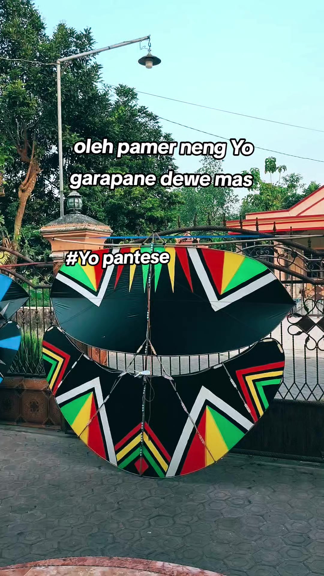 @RIYAN HG