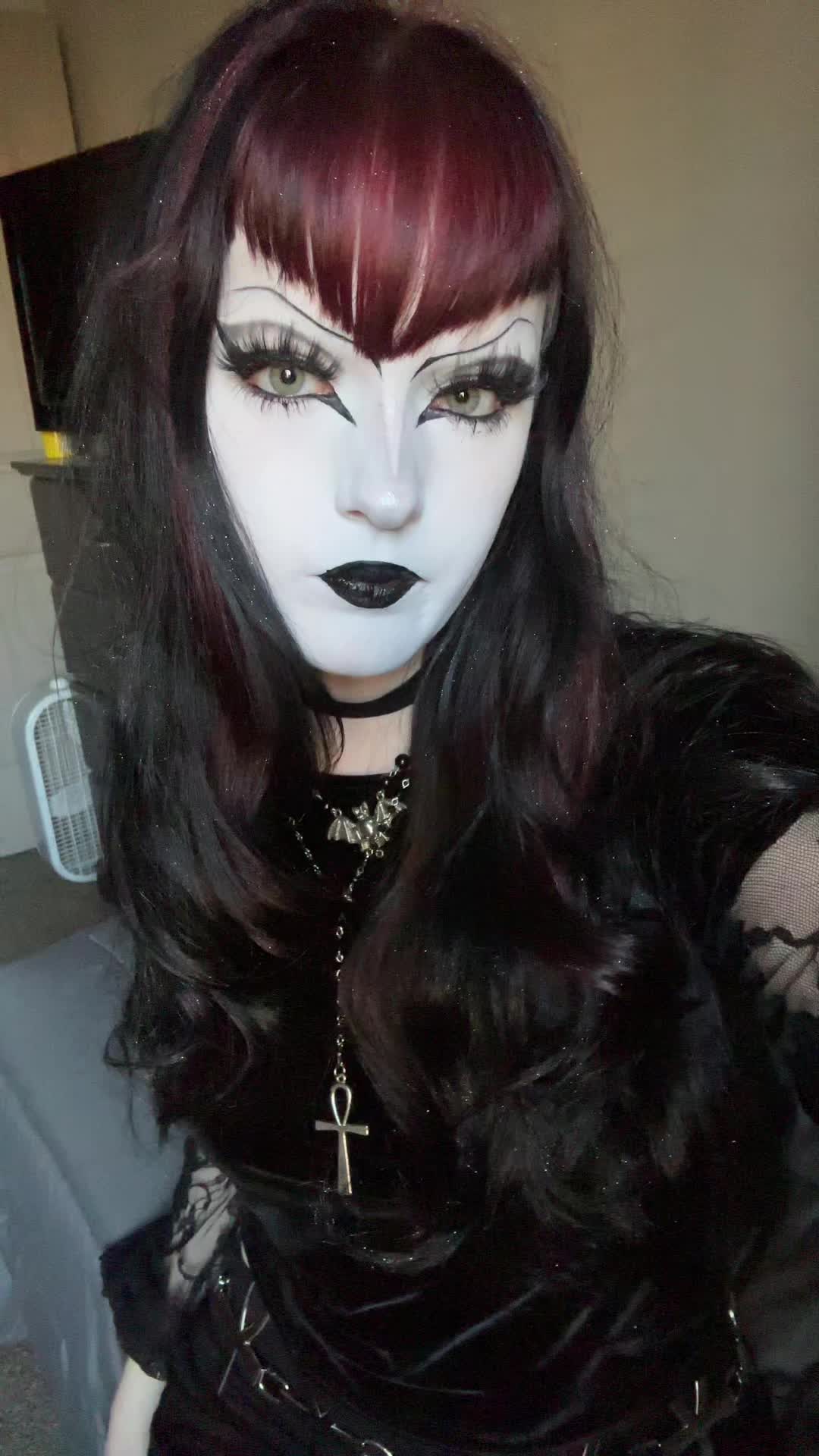 @𝕶𝖆𝖏𝖆🧛🏻&zwj;♀️ ☥