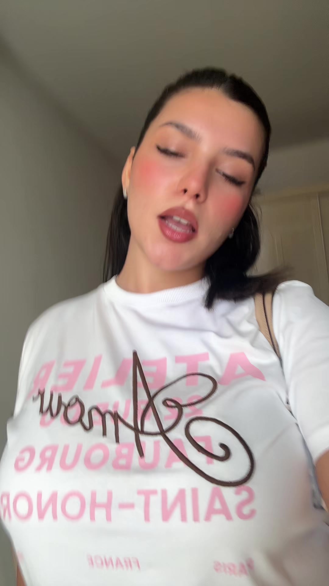 @eya.bh