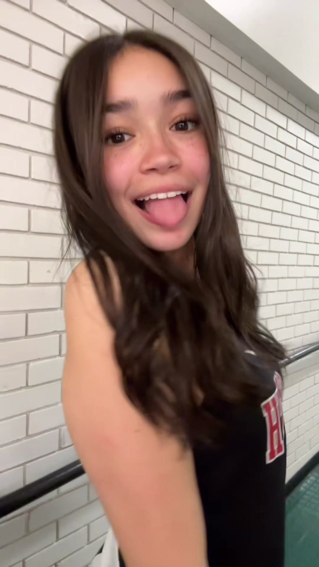 @notleilahgetout