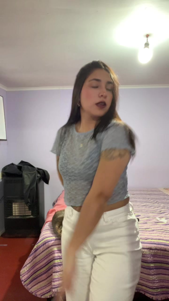 @Javierita_