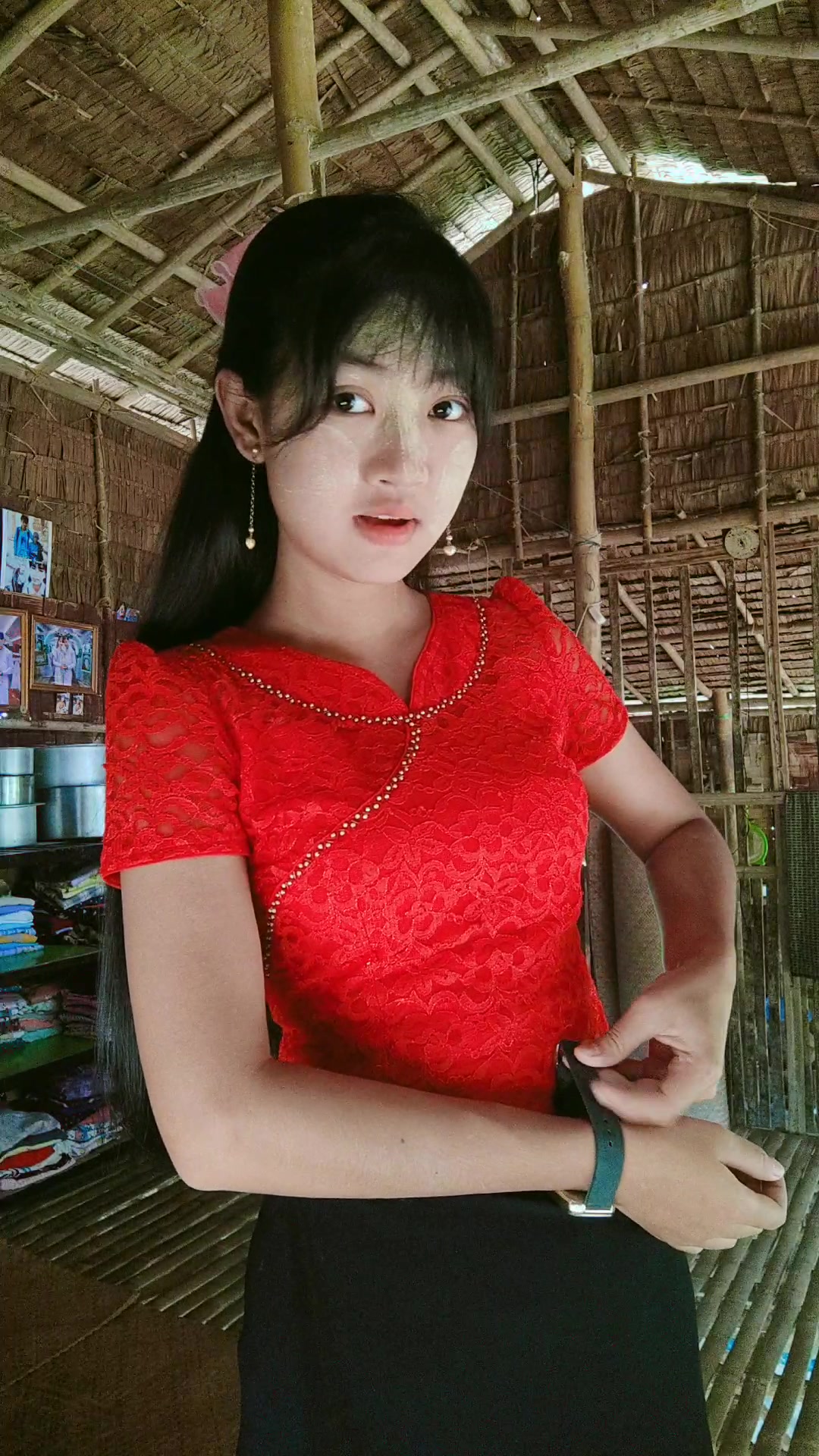 @đšEI THU LAYđš áááŻááźá°áá°ááąá¸đ