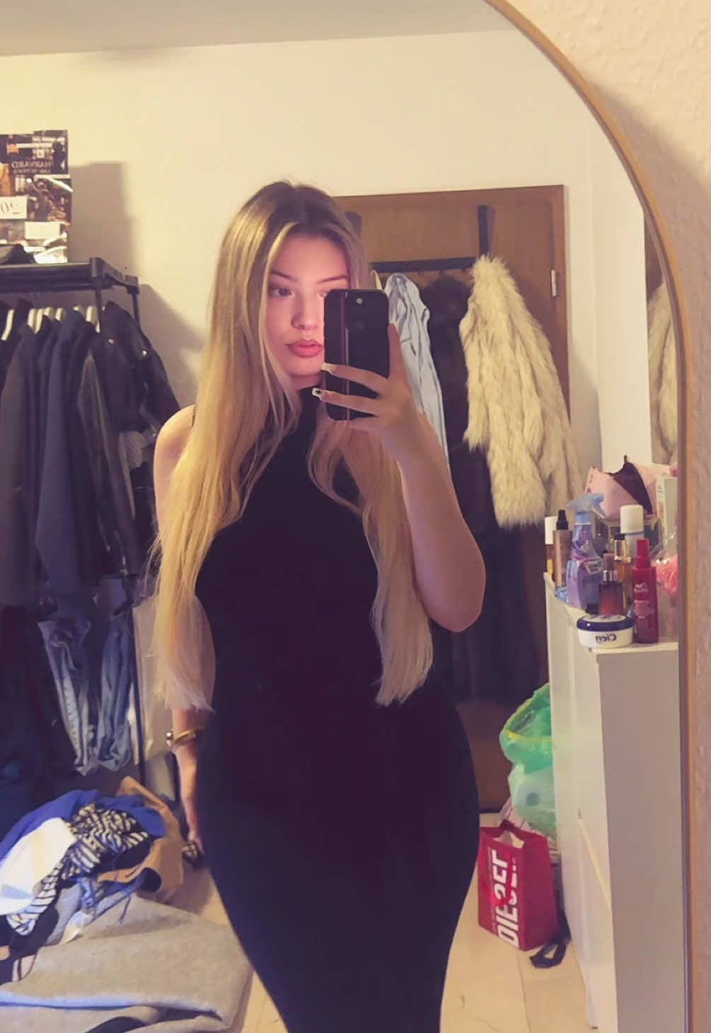 @caramelanonymous