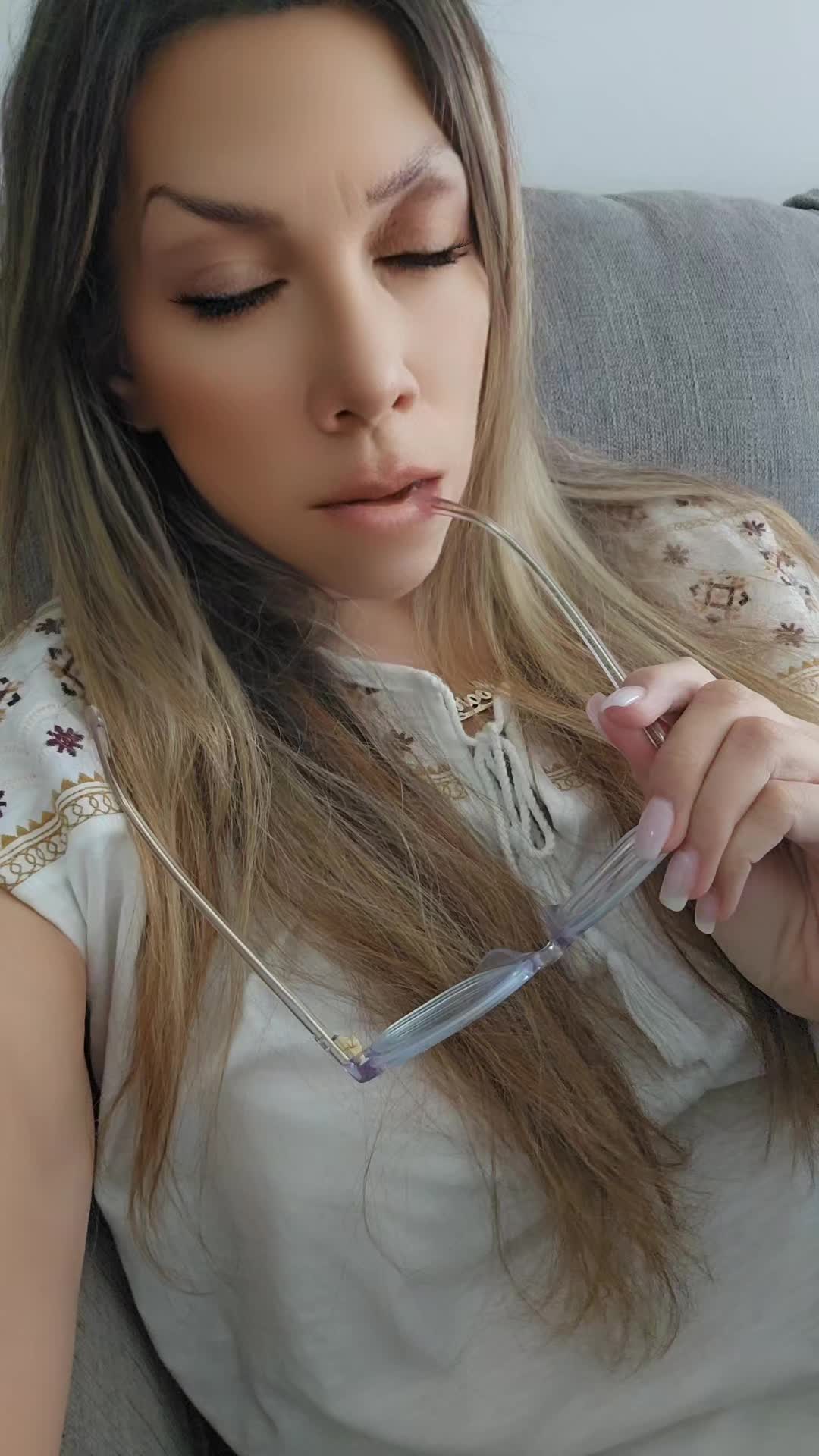 @Mary Szapiro