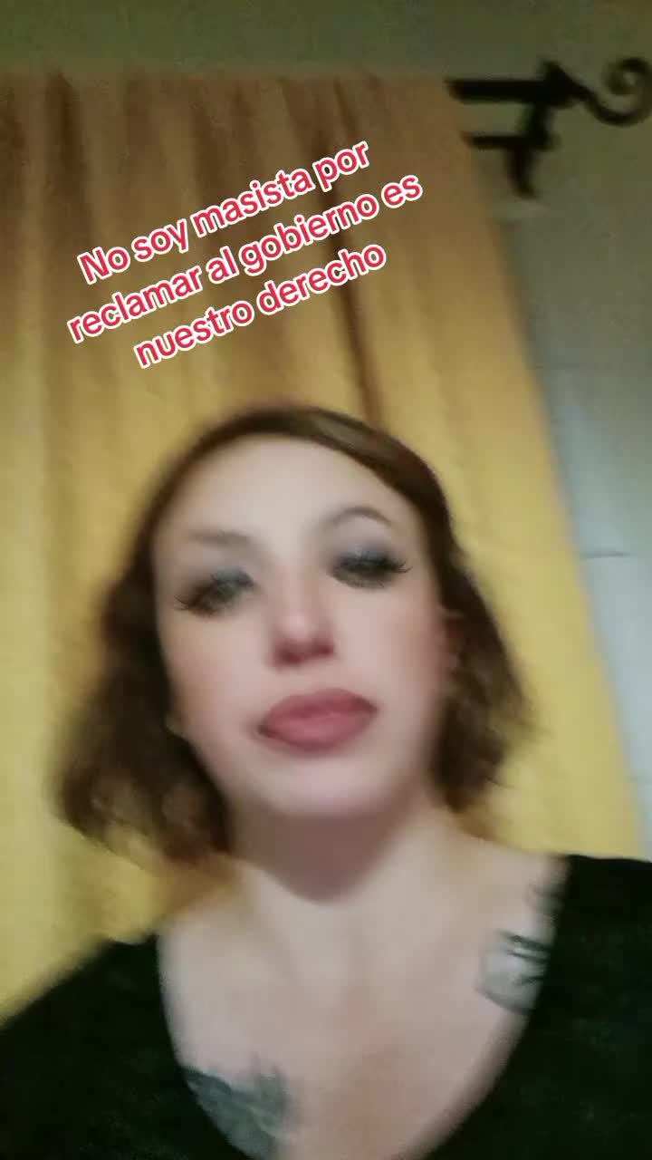 @Doña Señora D