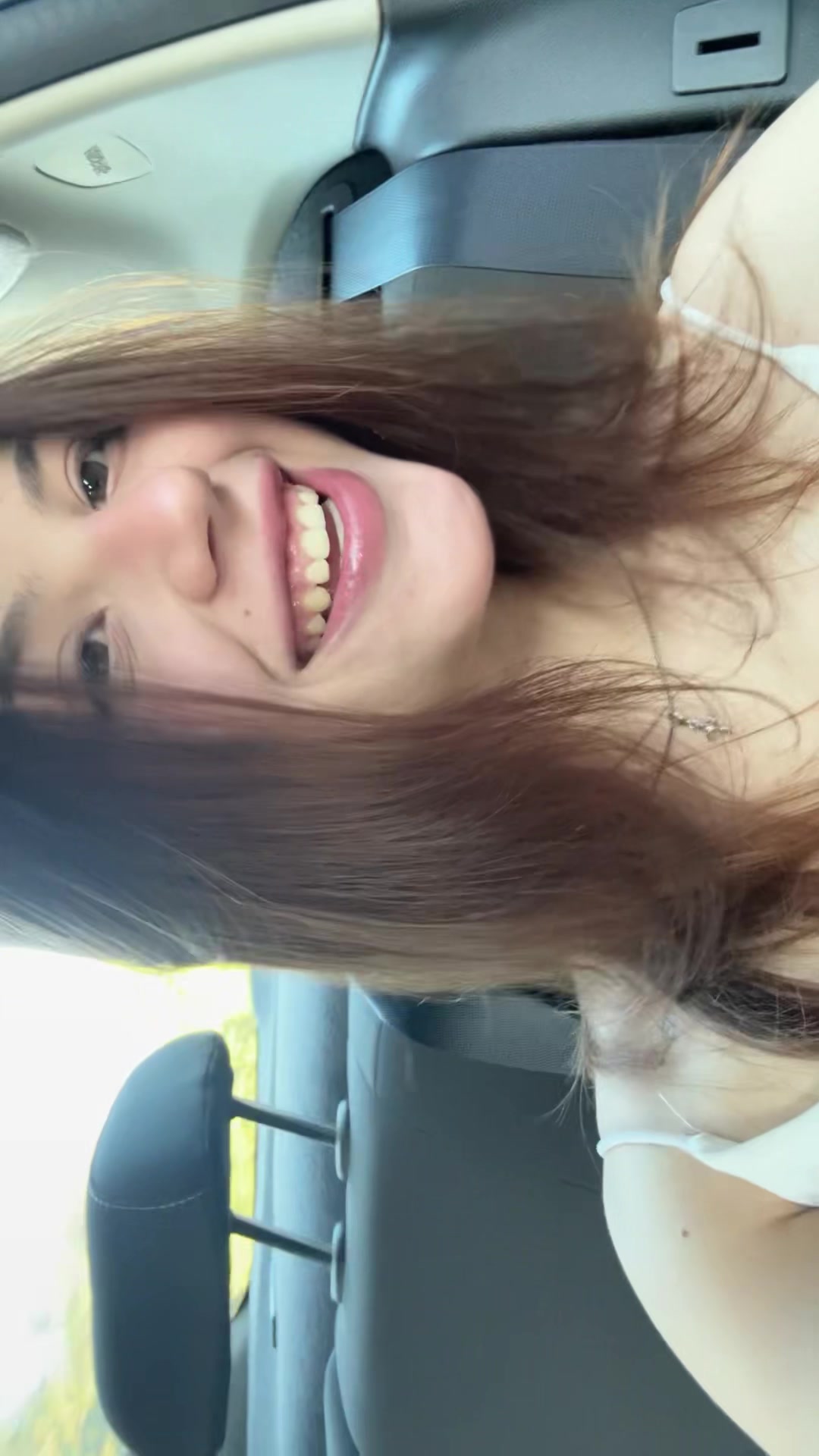 @Larinha