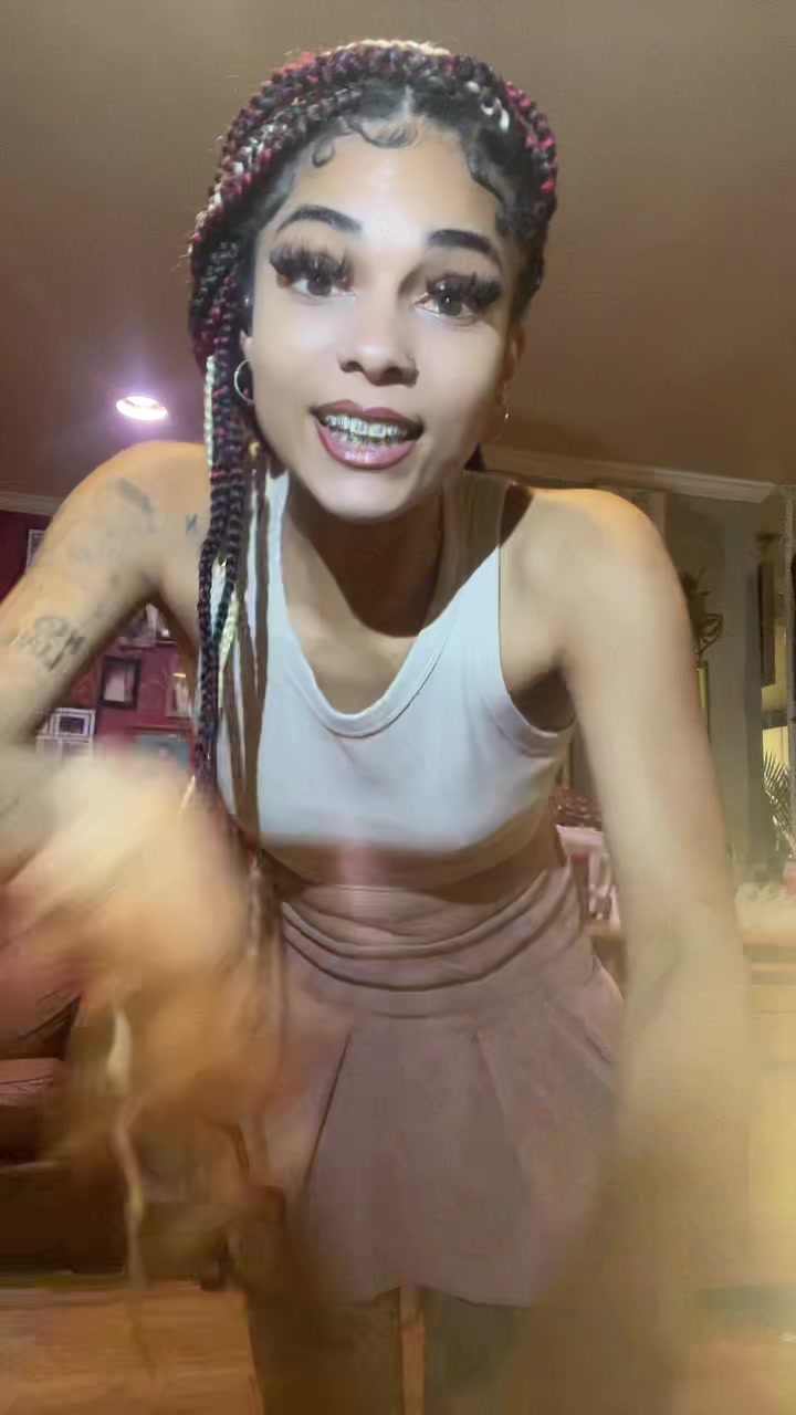 @Its_lexii