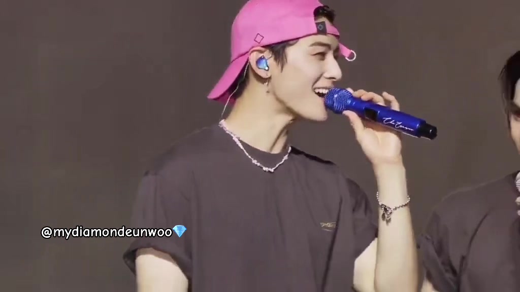 @Meu precioso Eunwoo 💎