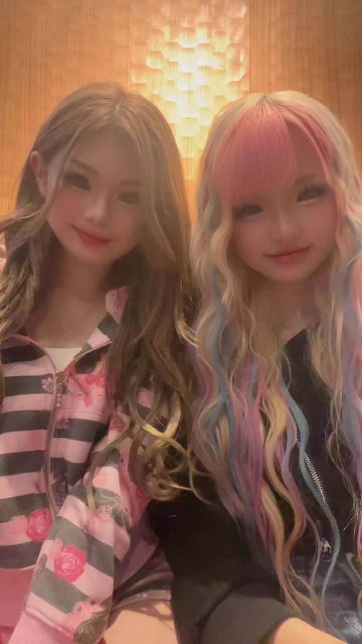 @なぎ🌺🌈KOGYARU専属モデル