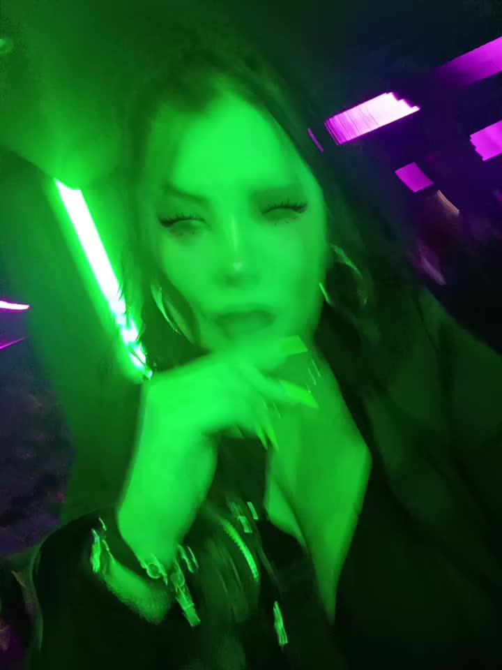 @✨˚₊·𝑆𝑎𝑟𝑎 𝑅𝑜𝑥𝑦·₊˚✨