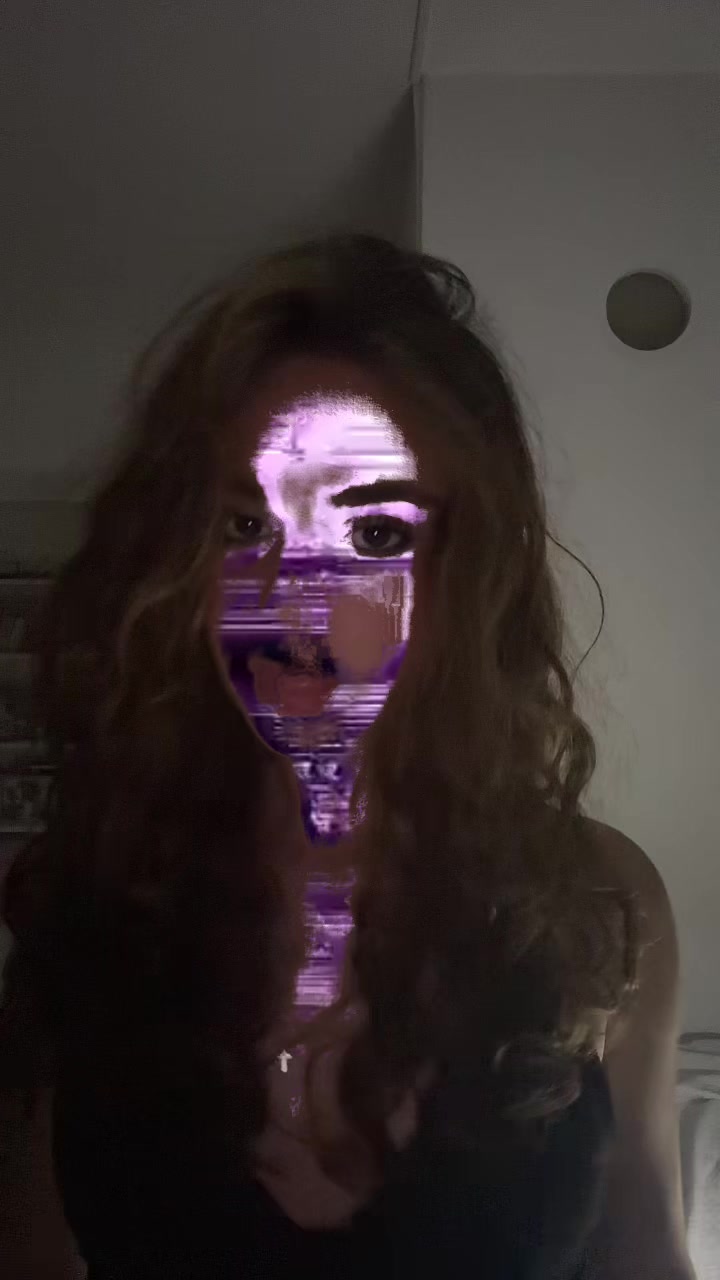 @𝐄𝐦𝐦𝐲𝐲𝐲