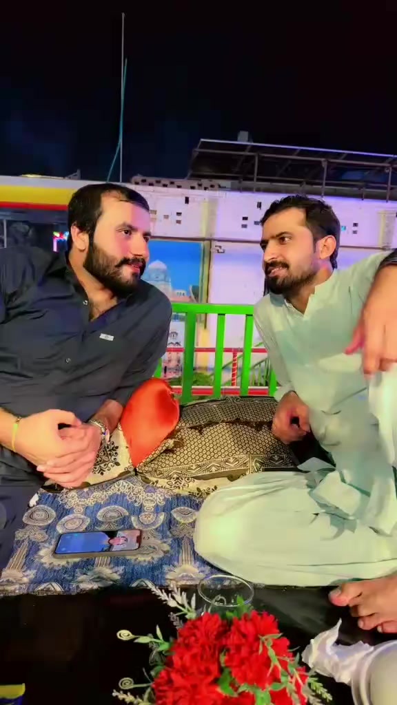 @AD Prince Mailsi 🇵🇰 🇬🇧
