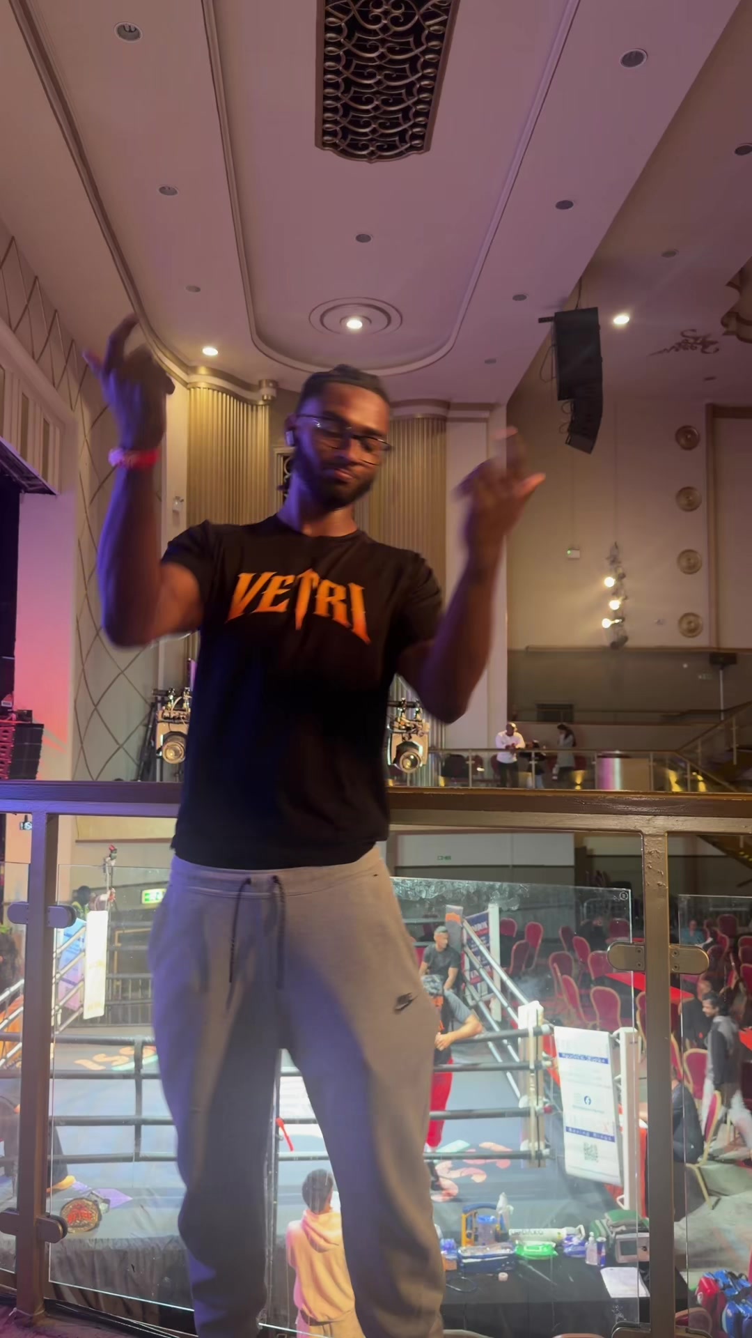 @Mrblackvest